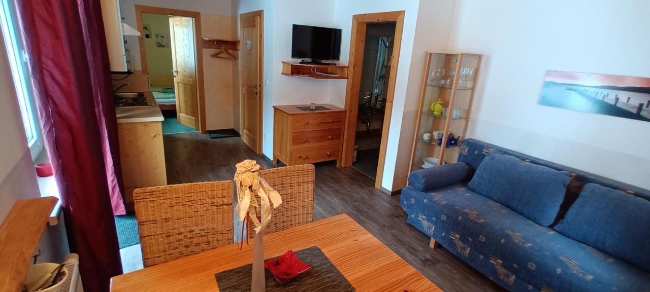 Апартаменты Almhaus Bluemel Туррахер-Хёэ Экстерьер фото